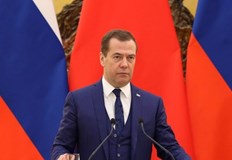 Дмитрий Медведев обвини САЩ и техните съюзници че се опитват