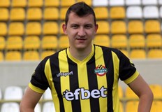 Футболистът на Ботев Пловдив  Тодор Неделев коментира възстановяването си след катастрофата в Грузия Капитанът
