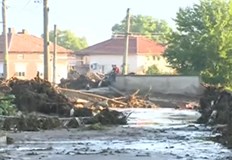 Безсънна нощ за жителите на село Каравелово 36 души са били