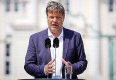 Германия ще сключи договор за доставката на втечнен газ с