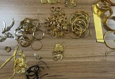 Златни накити за над 144 000 лева откриха митническите служители