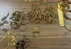 Златни накити за над 144 000 лева откриха митническите служители