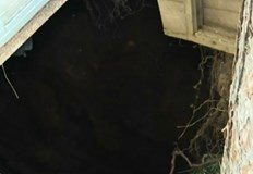 Пещера с неподозирани размери погълна част от имотБедствено положение е