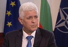 Димитър Стоянов не се ангажира с прогноза как ще завърши войната Путин