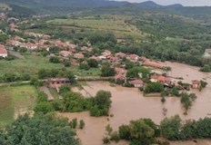 Той е живеел сам но за него са се грижели