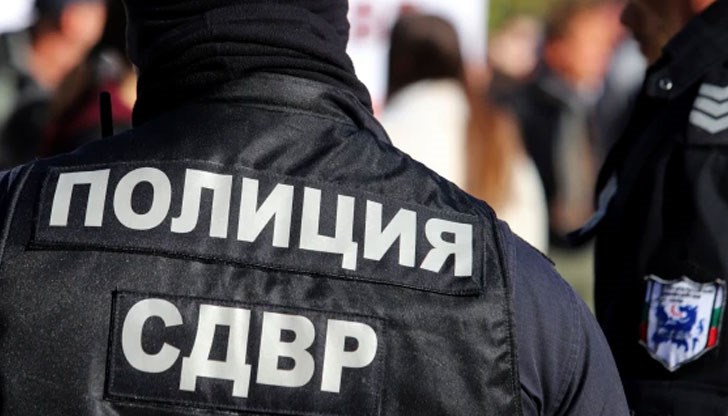 Столични полицаи разкриват нарколаборатория след сигнал за побой над жена