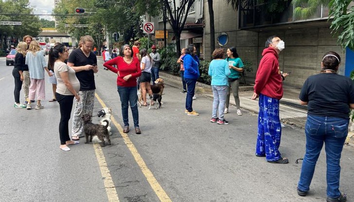 Усетено е силно дори на повече от 500 км от епицентъра Усетено е силно дори на повече от 500 км от епицентъра