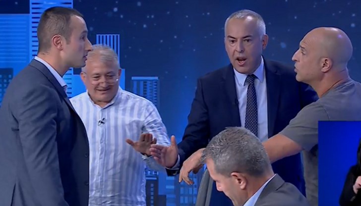 Каквито участници ни пратят централите, такива трябва да показваме, защити се Кошлуков Каквито участници ни пратят централите, такива трябва да показваме, защити се Кошлуков