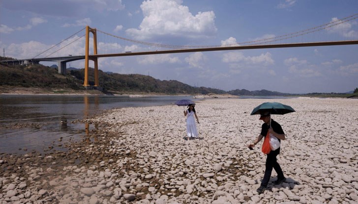 В последните седмици азиатската страна бе обхваната от необичайно дълга гореща вълна