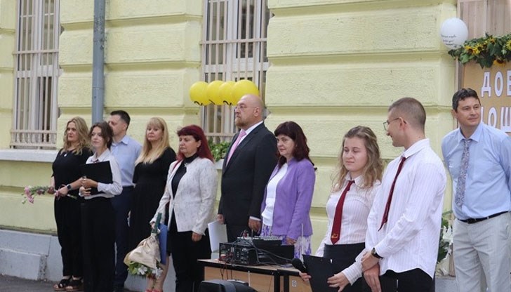 Областният управител на Русе е бил неин възпитаник