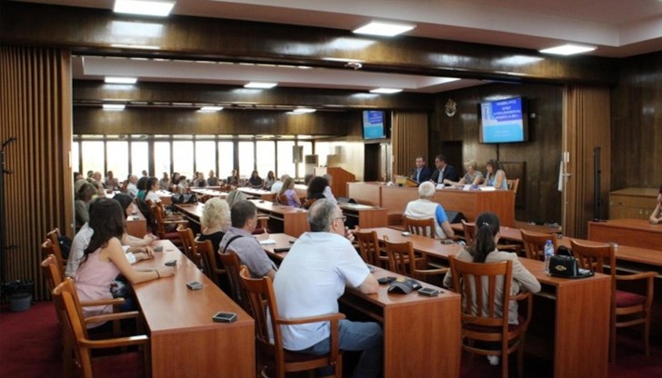 Първоначалната рамка на бюджета за изминалата година е била 160 370 099 лв. Първоначалната рамка на бюджета за изминалата година е била 160 370 099 лв.