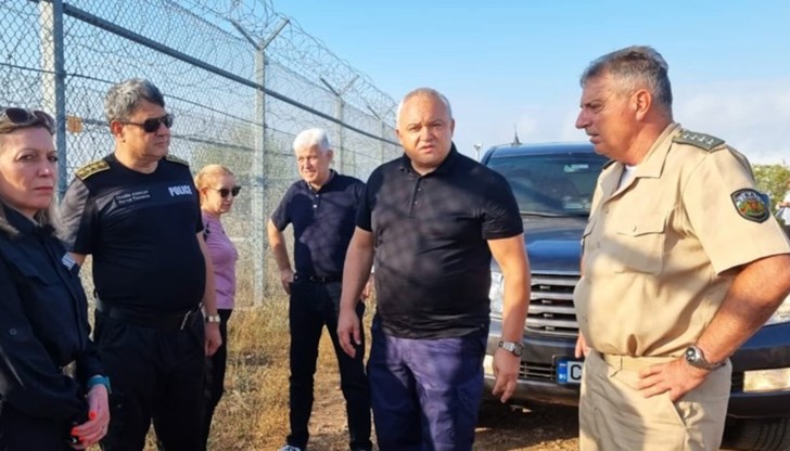 Ще има наказателни производства срещу полицаи, замесени в каналджийство, обеща вътрешният министър