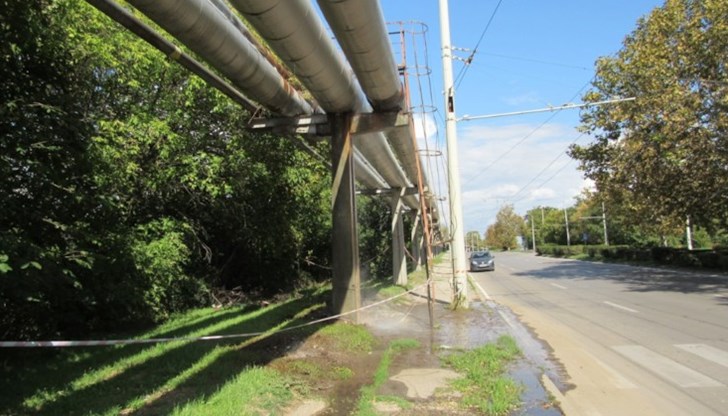 Притесненията на гражданите, че сметките им ще скочат драстично заради появил се пробив по тръбопроводи на „Топлофикация Русе“ в района на бившия ЛВЗ, са неоснователни Притесненията на гражданите, че сметките им ще скочат драстично заради появил се пробив по тръбопроводи на „Топлофикация Русе“ в района на бившия ЛВЗ, са неоснователни