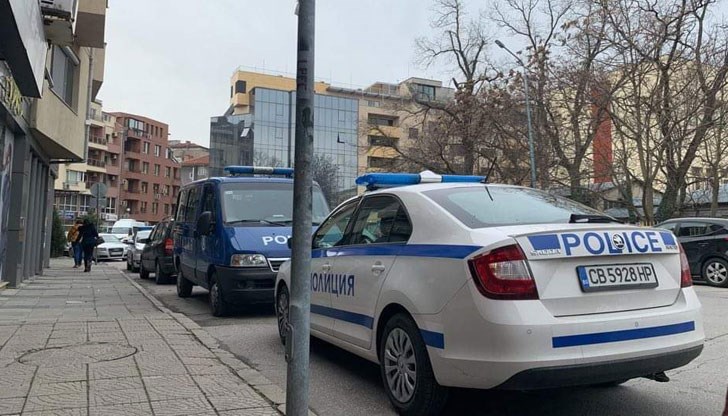 Сигналът е подаден тази сутрин около 9:00 часа Сигналът е подаден тази сутрин около 9:00 часа