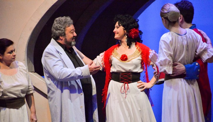 Операта ще ни завладее с красотата на музиката си, със силата на любовта, която тя смело рисува, и с екзотиката на испанските образи в устремния ритъм на техните страсти!