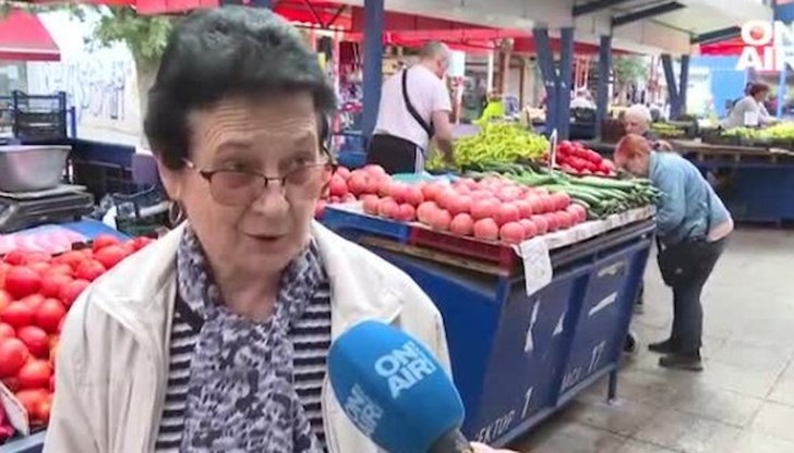 Пенсионерите ограничават месото и яйцата Пенсионерите ограничават месото и яйцата