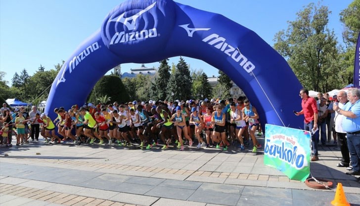 Най-възрастният бегач е 75-годишен българин, който е участвал във всички издания на пробега до момента