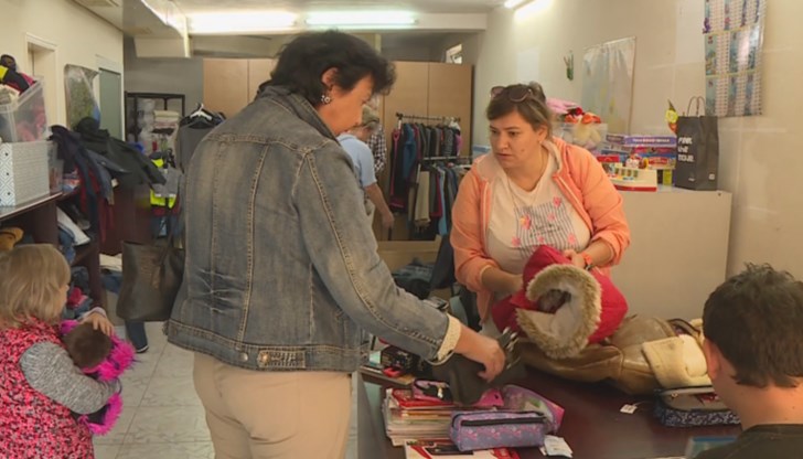 50 деца на украински бежанци ще могат да получат училищни пособия 50 деца на украински бежанци ще могат да получат училищни пособия