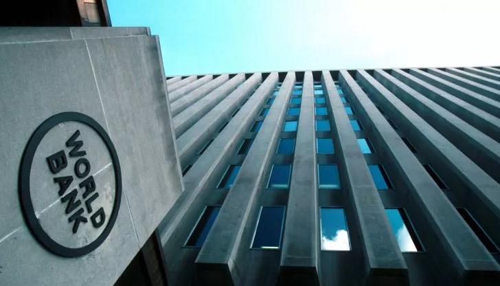 Предстои да бъдат дадени още 2 милиарда Предстои да бъдат дадени още 2 милиарда