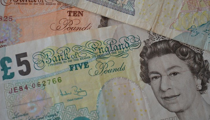 С края на банкнотите от 20 и 50 лири ще завърши преходът на Великобритания към новите полимерни банкноти