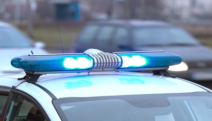 Нарушителят бил преследван от полицаи около 10-тина минути