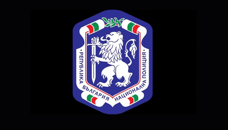 Българските граждани, които нямат издадена лична карта или не притежават друг валиден документ, ще получат нов документ Българските граждани, които нямат издадена лична карта или не притежават друг валиден документ, ще получат нов документ