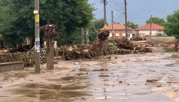 Украинците споделят, че отлично знаят какво е да загубиш всичко Украинците споделят, че отлично знаят какво е да загубиш всичко