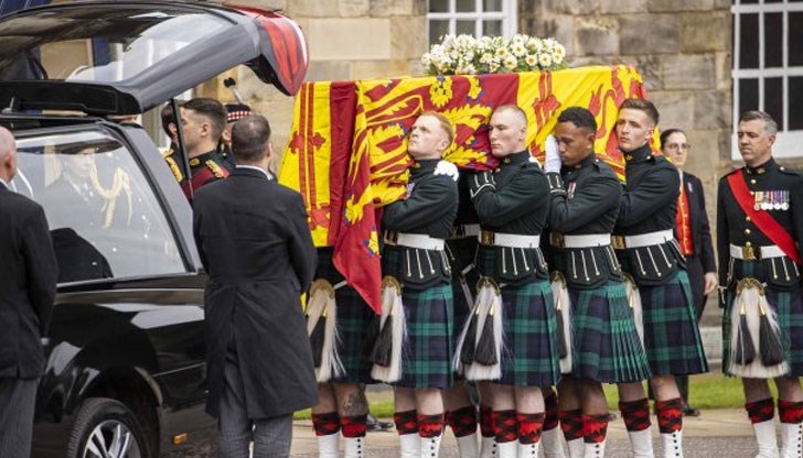 Лордът няма да присъства на погребението, но споделя, че цялата траурна церемония му дотежава