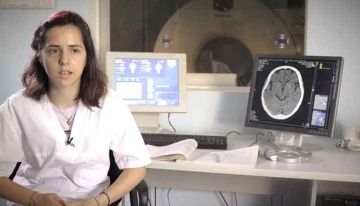 Тя учи в Медицинския университет в Плевен и вече работи в болницата във Видин