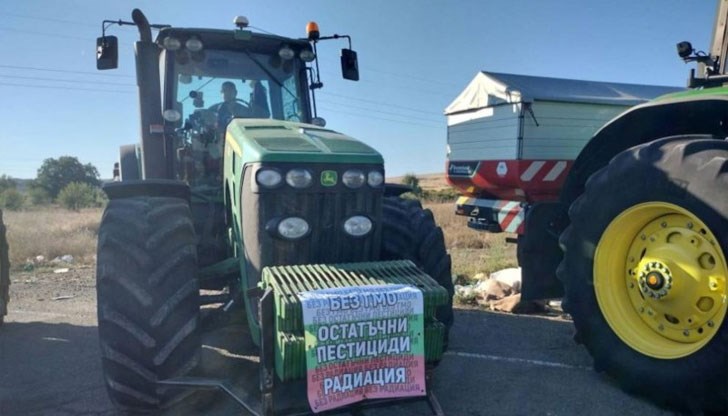 Земеделските стопани ще разположат своите трактори по булевард "Христо Ботев", в района на изхода на града в посока Разград