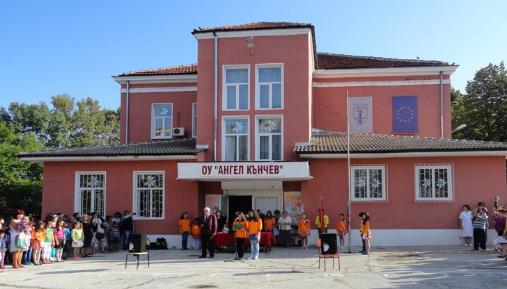 Проектът беше насочен към деца с интелектуални и социално-икономически затруднения Проектът беше насочен към деца с интелектуални и социално-икономически затруднения