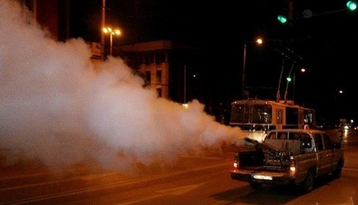 Дезинсекцията срещу комари ще се извършва от 20:00 до 23:30 часа