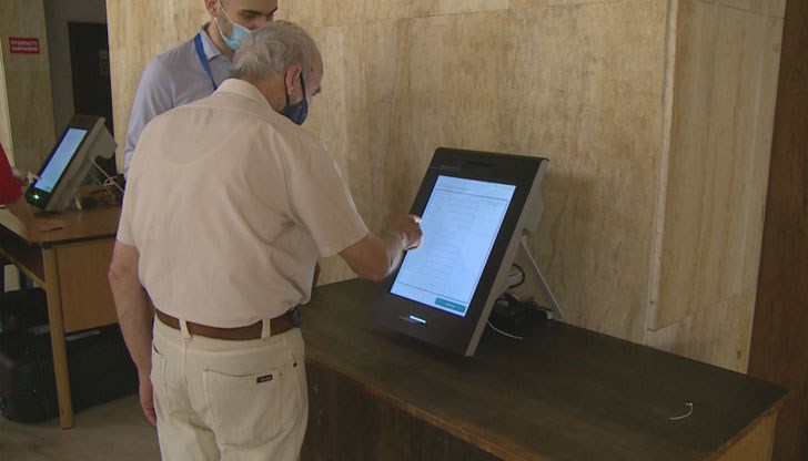 Всички желаещи ще могат да се обучат как да гласуват на 13-те демонстрационни машини