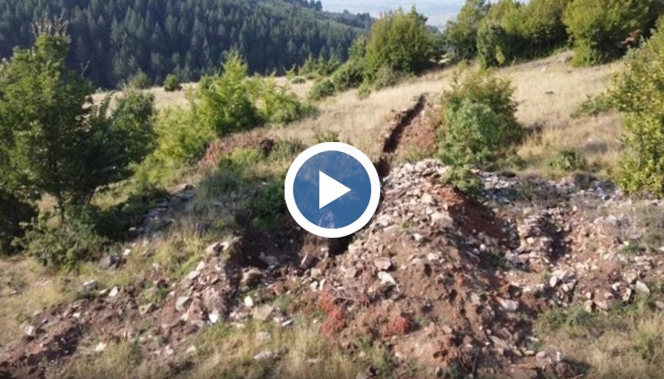 Изкопите са с невиждани размери, направени са с тежка земекопна техника