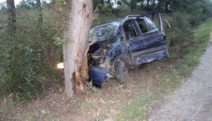На местопроизшествието липсва осева линия, след като участъкът е преасфалтиран още в средата на лятото