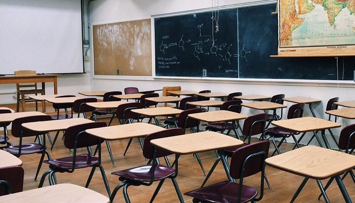 Няма кандидати поради това, че тези науки са много трудни