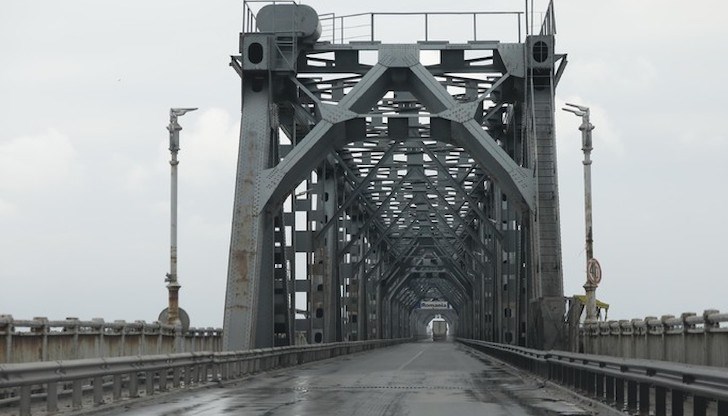 Пунктът ще заработи, след като двете страни осигурят подходящата инфраструктура, както и съответните технически средства, оборудване и персонал Пунктът ще заработи, след като двете страни осигурят подходящата инфраструктура, както и съответните технически средства, оборудване и персонал