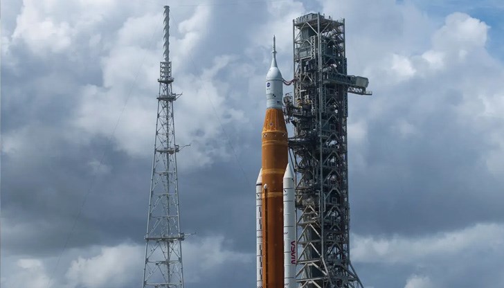 Мисията "Артемида 1" е без хора