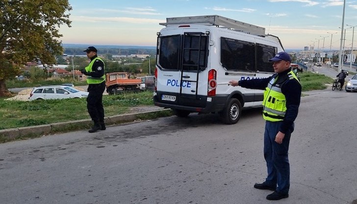 МВР направи временни КПП-та в различни населени места в областта МВР направи временни КПП-та в различни населени места в областта