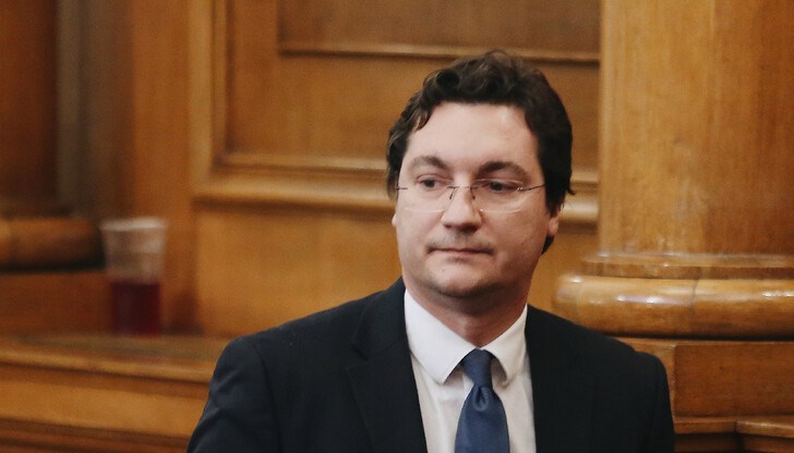 От думите на Крум Зарков стана ясно, че КПКОНПИ ще бъде разделена на две комисии От думите на Крум Зарков стана ясно, че КПКОНПИ ще бъде разделена на две комисии