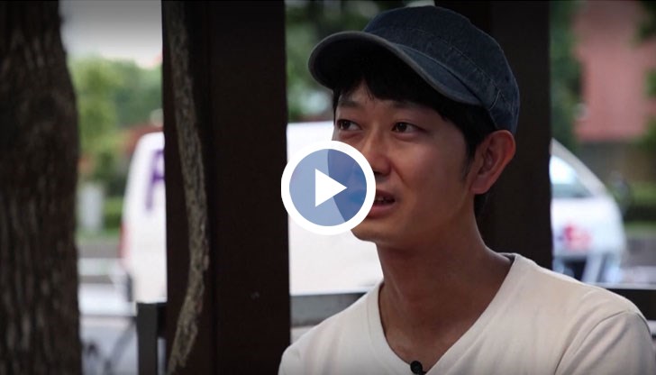 38-годишният мъж понякога има по три ангажимента на ден