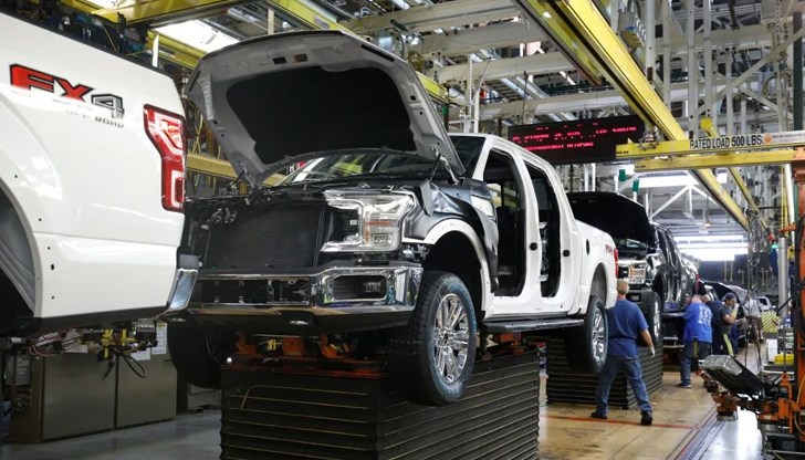 Недостигът на доставки ще доведе до по-голям от планирания брой така наречени „автомобили на колела“