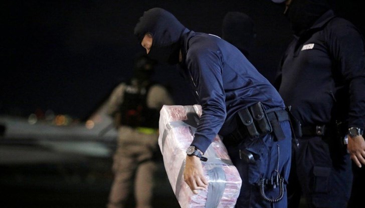 Силите за сигурност са открили наркотика в контейнер с плодове, който е трябвало да отпътува за Белгия