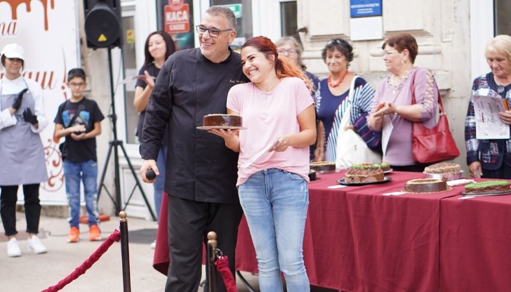 В много домове в Русе, където жителите първи са опитали десерта, все още се пазят стари рецепти В много домове в Русе, където жителите първи са опитали десерта, все още се пазят стари рецепти
