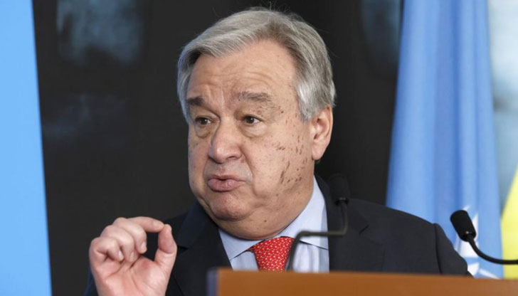 Генералният секретар на ООН посети пострадали от тежки наводнения райони в