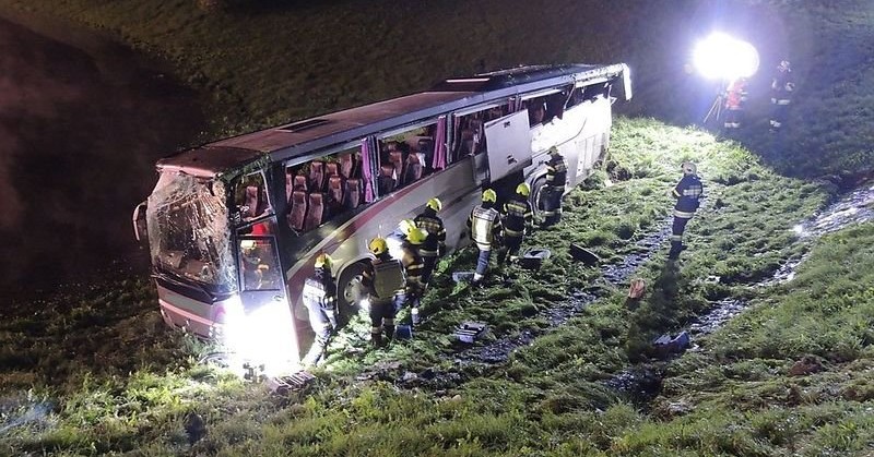 Четирима души са тежко ранениЧетирима човека бяха тежко ранени снощи