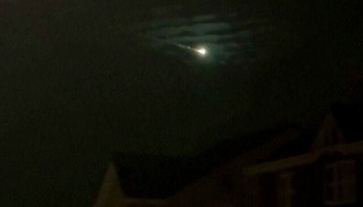 Явлението е продължило повече от 20 секундиМетеор озари нощното небе