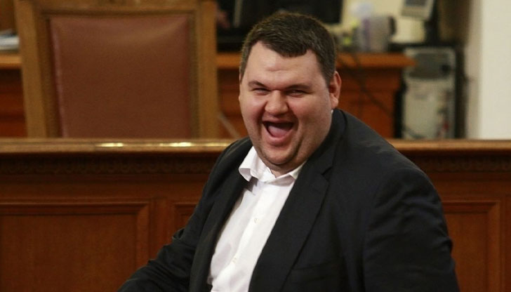 Черният списък е свален, след като майката на Пеевски и