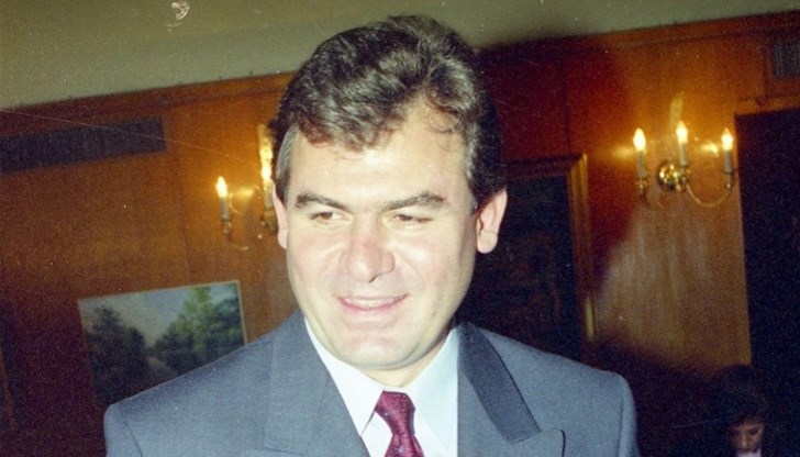 Руският газ отговори: Спираме тръбитеБогомил Бонев споделя в социалната мрежа свой