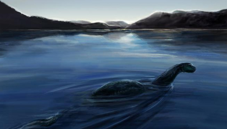 Мъж, който живее в близост до езерото Лох Нес, твърди,